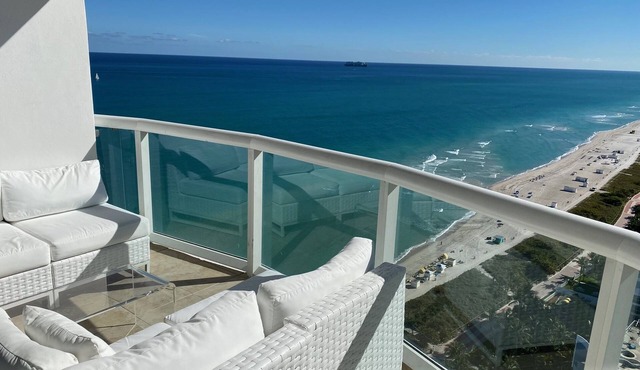Stunning ocean view full service living on Miami Beach.