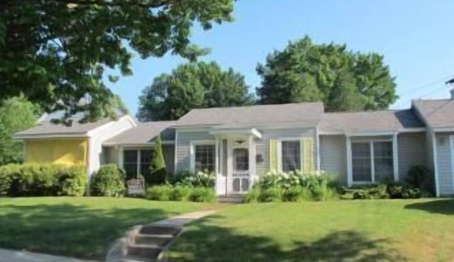 Summer Breeze - Centrally Located