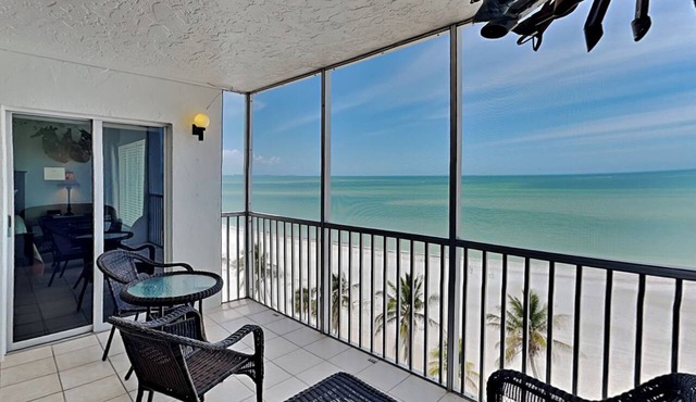 Sun Caper 805 | Oceanfront Condo - Balcony, Pool + Beach Access