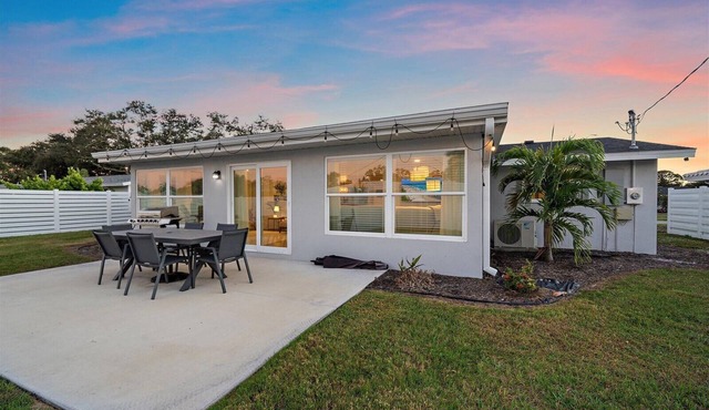 Sunny Shores Retreat | Private Yard + Sunroom!