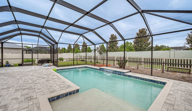 Tampa Area Home w/Private Pool, Pets Welcome!
