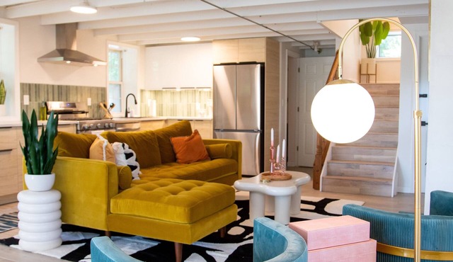 Technicolor River Retreat - Private get-away an hour outside of Chicago! in Lowell