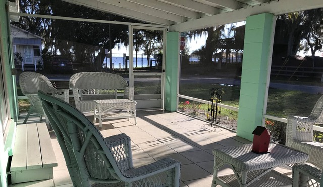 The Cottage At Lake Weir