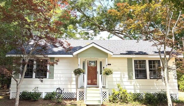 The Cozy Cottage: 3-bedroom/2-bath home in the heart of Lucedale