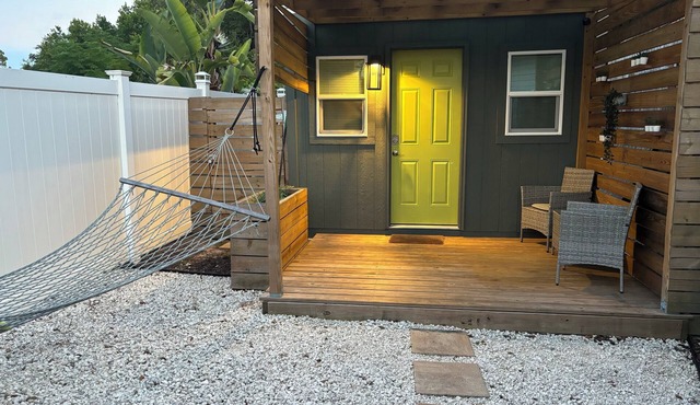 The Cozy Crash Pad: Tiny House Experience