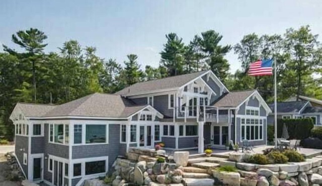 The Deepwater Point Lake House