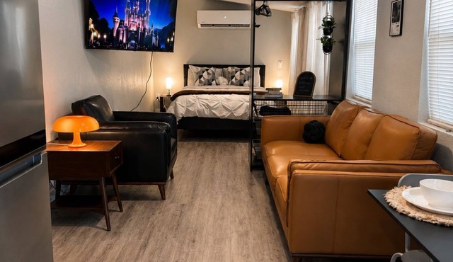 The Ember Suite l Designer Guest House