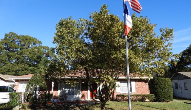 The Flo's House