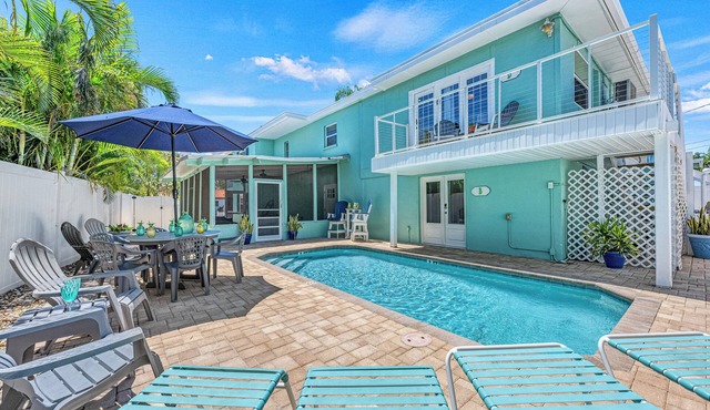 The Hummingbird | Located in Siesta Key Village w/Private Pool, Walk to Beach!