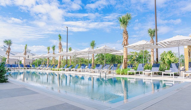 The Perry Hotel Naples