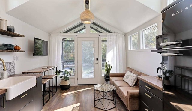 The River Birch Tiny House on the Saluda River