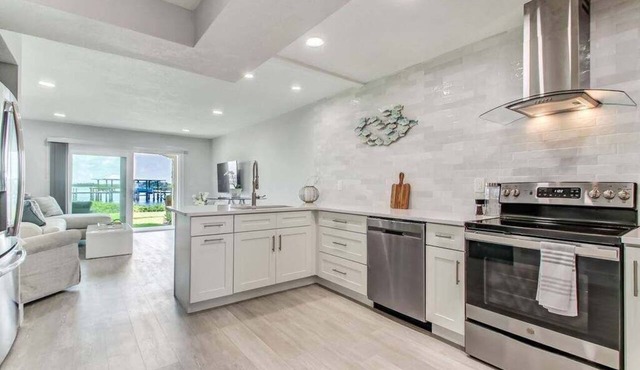 The Ultimate Intracoastal Living Experience in FL