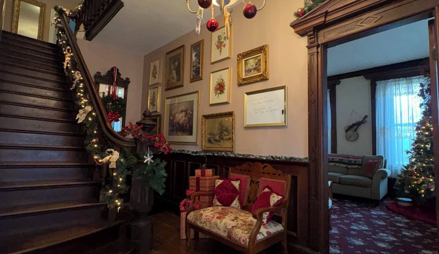 The Vine Bed & Breakfast LLC