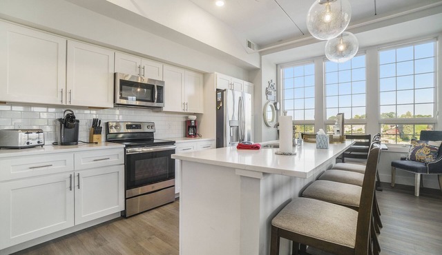 Top Floor Penthouse at Edgewater