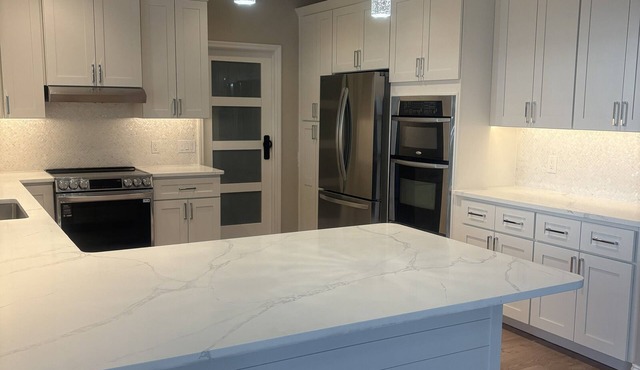 Totally renovated 3BR, 2.5 Bath House w/all new furniture 30 minutes from Disney