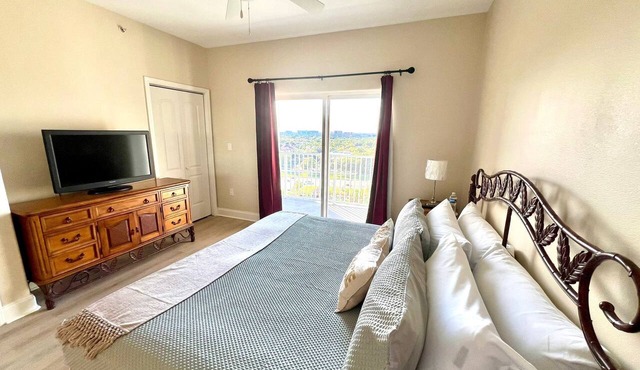 Tropical Lakefront Condo at Disney w/TWO Balconies - 1 mile to Downtown Disney!