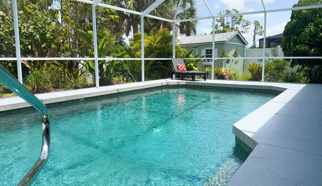 Tropical Paradise Retreat – Minutes from Beaches