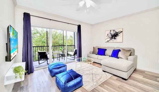 Upstay - Pet-Friendly Condo - Sauna, Pool