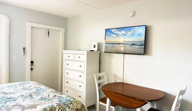 Venice Villas Studio – Beach Side Ground Level