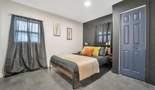 Walk to Stadium, 2 Parking spots, Dog Park, BBQ