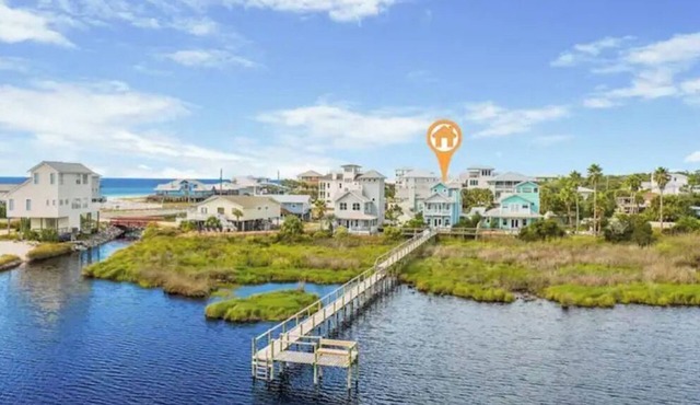 Waterfront Beach Retreat - 4bdrm