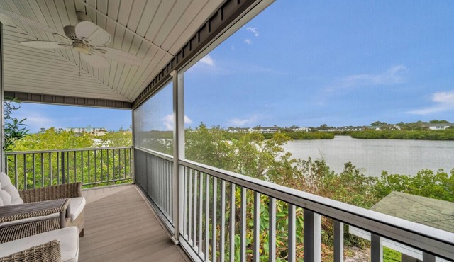 Waterfront End Unit Townhome with Garage(SS-23)