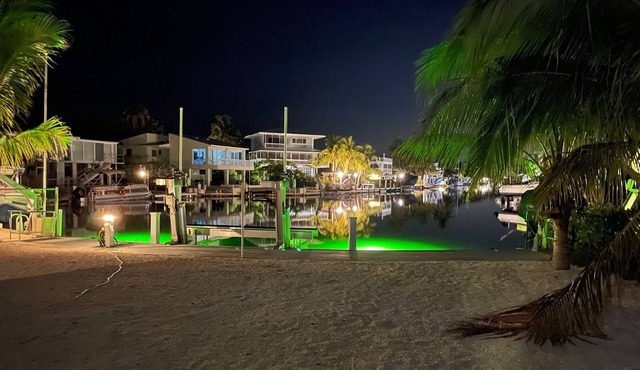 Waterfront paradise in Key Largo