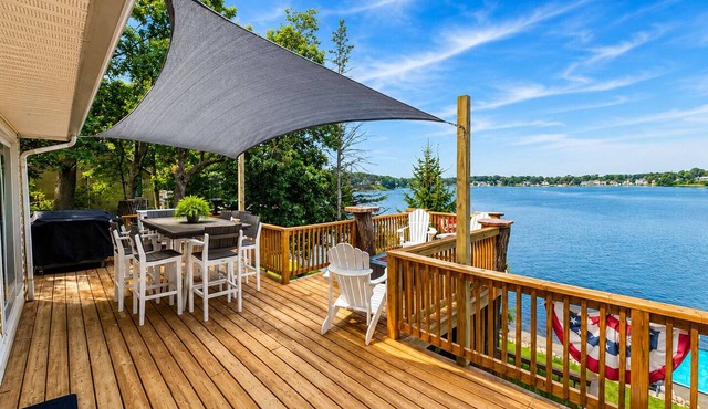 Waterfront, Private Dock, Pizza Oven + Outdoor Fireplace + Sunset Views in Plainwell