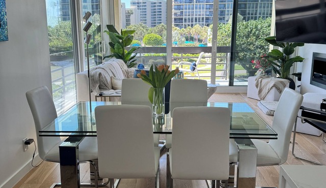 Welcome to your seaside sanctuary! Nestled along the shores of Longboat Key.