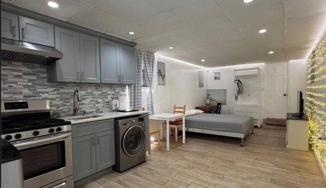 Welcoming studio in Bronx perfect for your city getaway