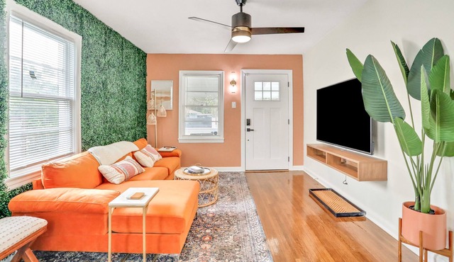 Whimsical Midtown home with covered porch, tennis & W/D - dog-friendly