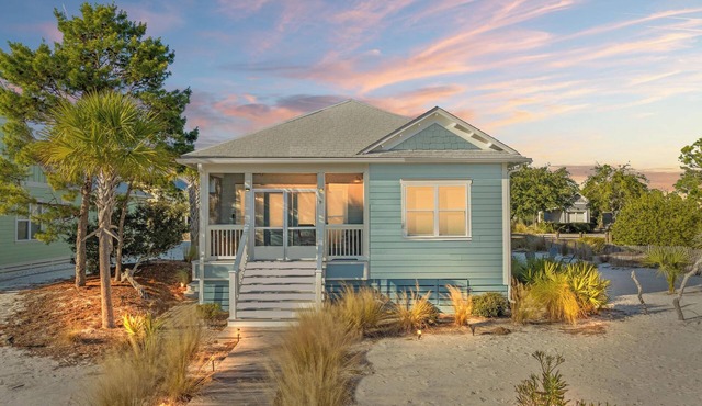 Windmark Beach House Salt Therapy - Pet Friendly w/Golf Cart - Walk to Beach!