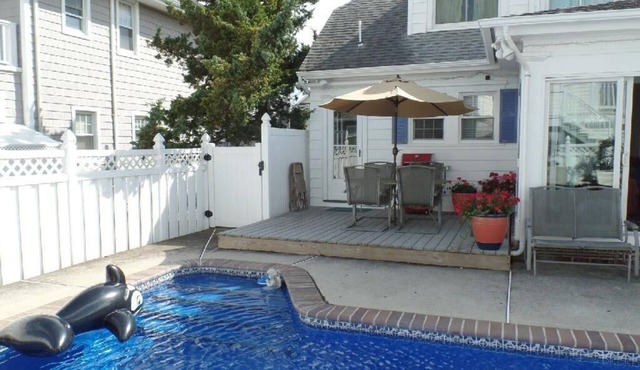 WINTER RENTAL - Single Family House Sleeps 8