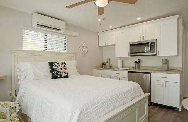 Renovated At Cottages 