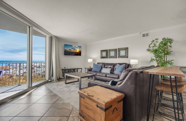 ☀️Beach Front Corner Unit-3 King Suites-3BR Starboard Village 411☀️