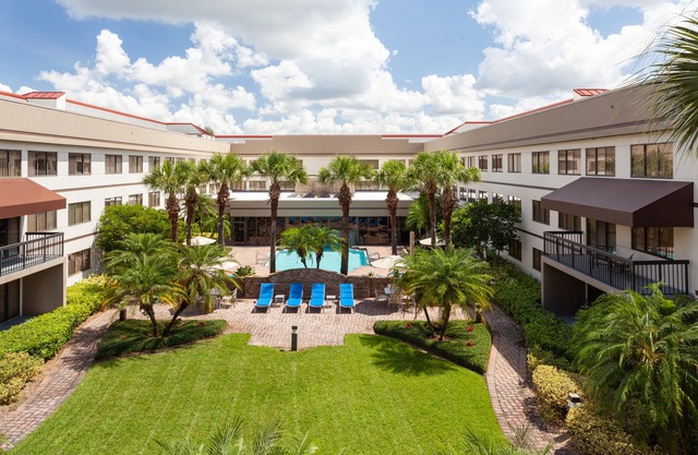 Sheraton Suites Orlando Airport Hotel