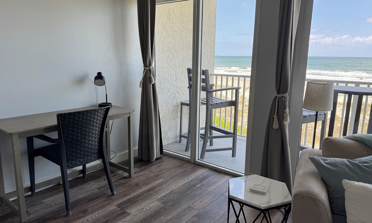 Jacksonville Beach Condo | GORGEOUS Oceanfront 100% renovated 2/2 w/garage, elevator, pool, has EVERYTHING
