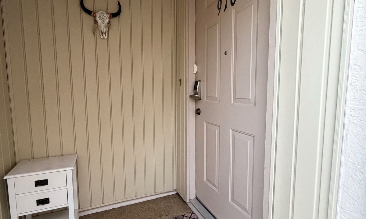 Highland Condo | Beautiful 2 bedroom condo close toGolf courses and the Sebring race track