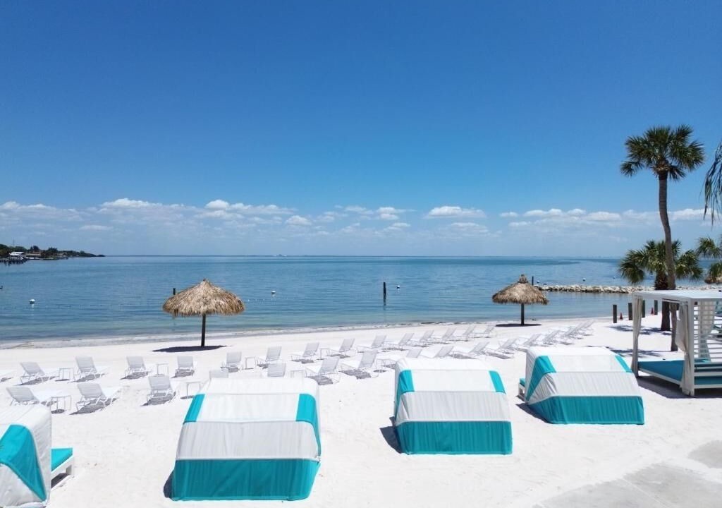 Pinellas Point House | Cabanas by the Beach for Your Private Getaway - Ideal Group Getaway