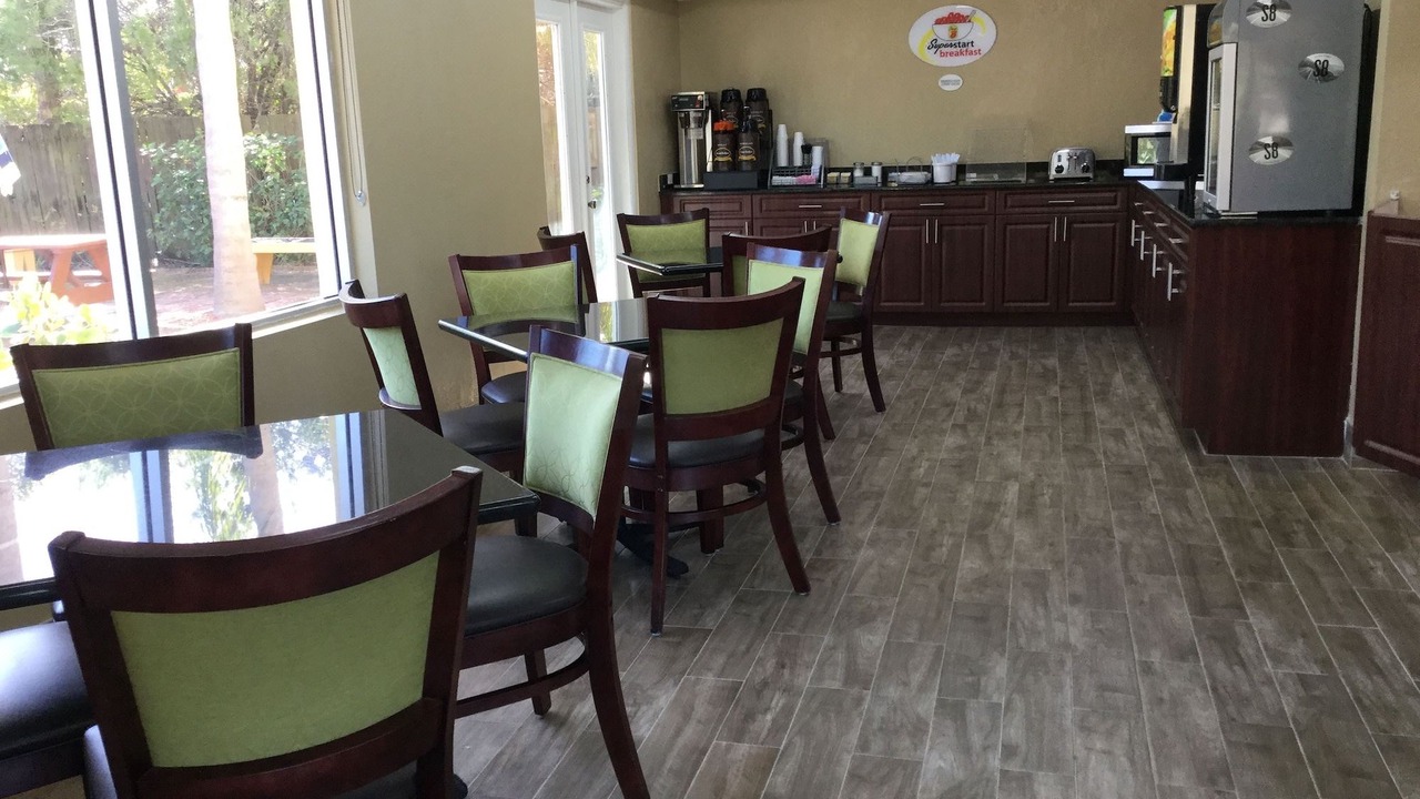 Photo of Livingroom in Indian Beach Sapphire Shores