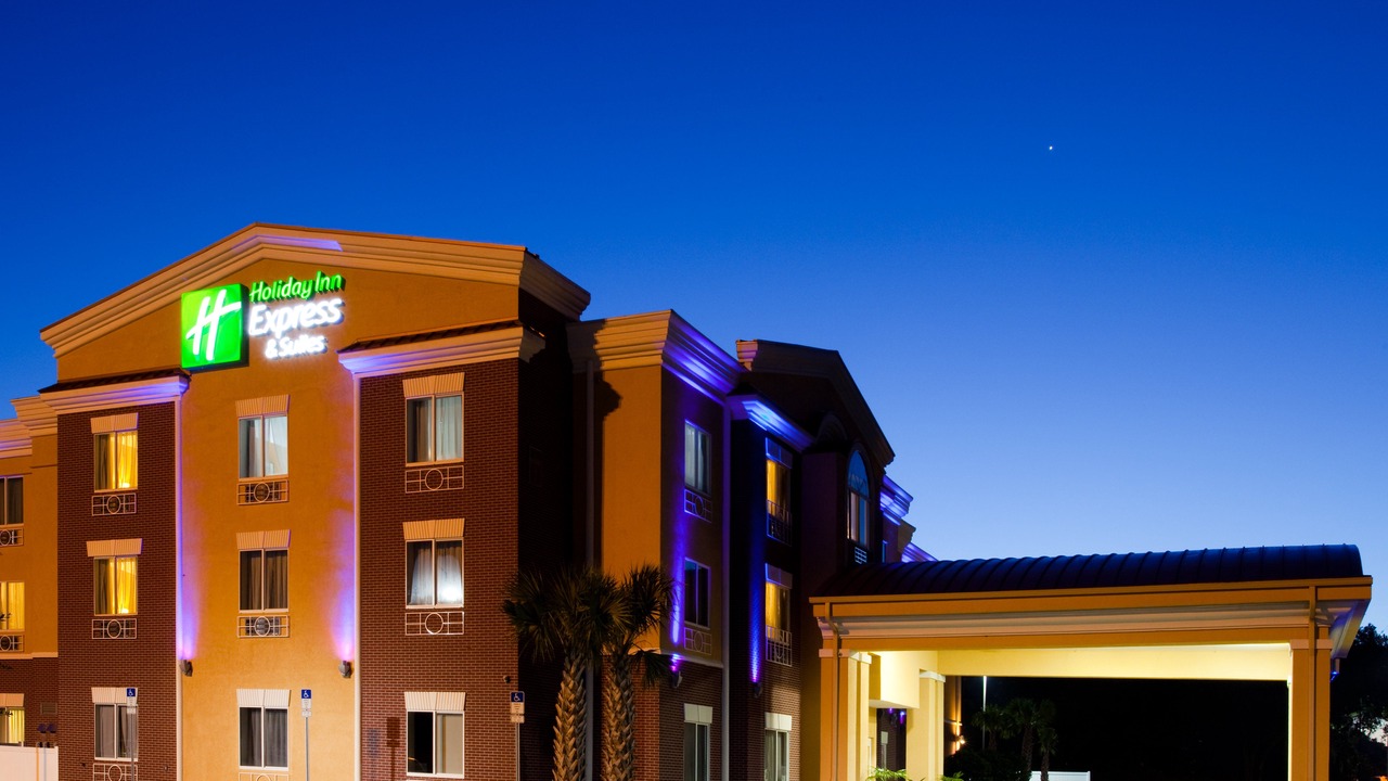 Photo of Buildings in Brooksville