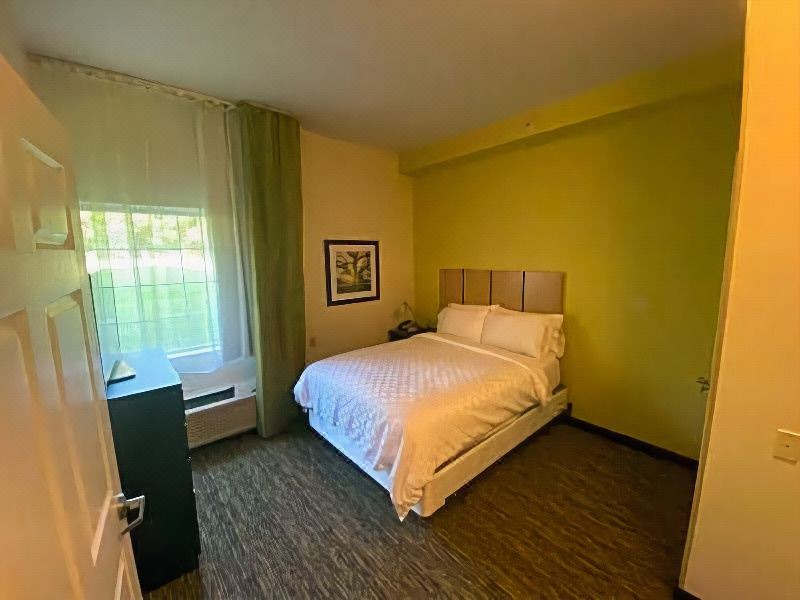 Photo of Bedroom in Hattiesburg