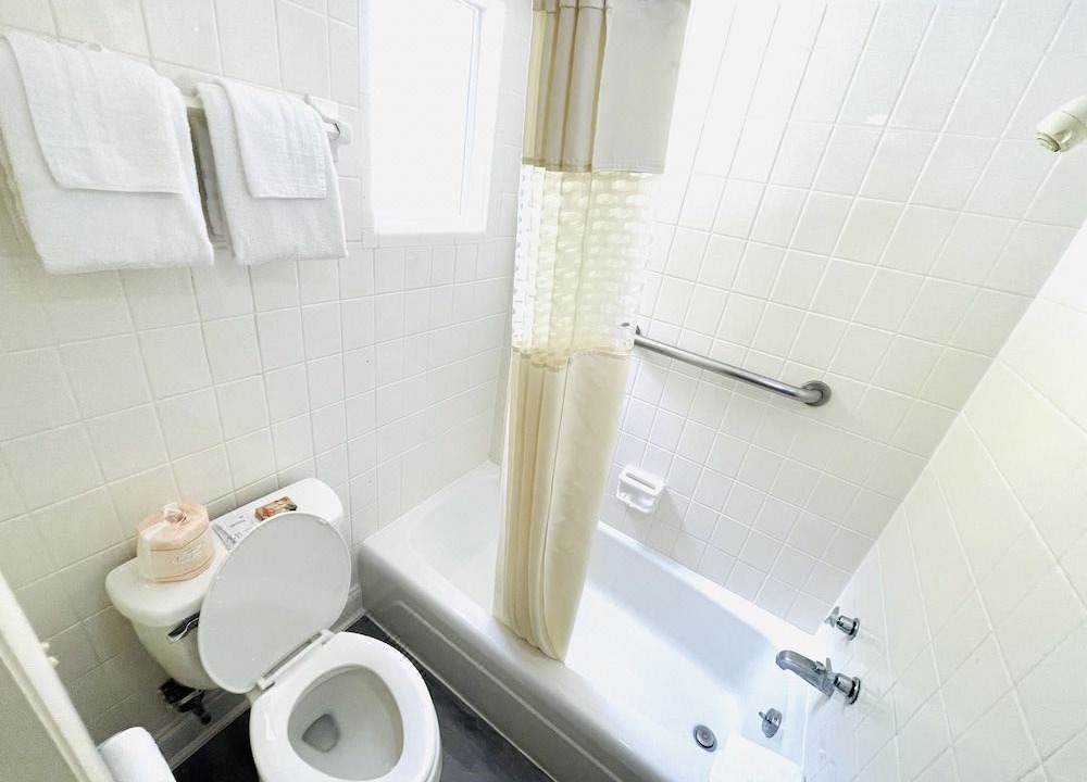 Photo of Bathroom in Perry