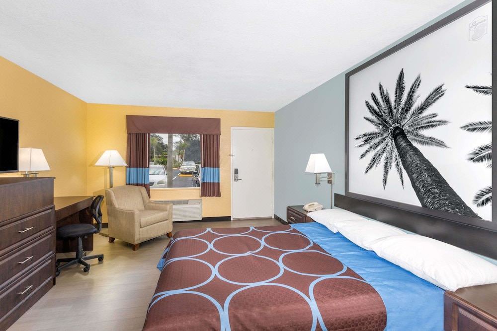 Photo of Bedroom in Indian Beach Sapphire Shores