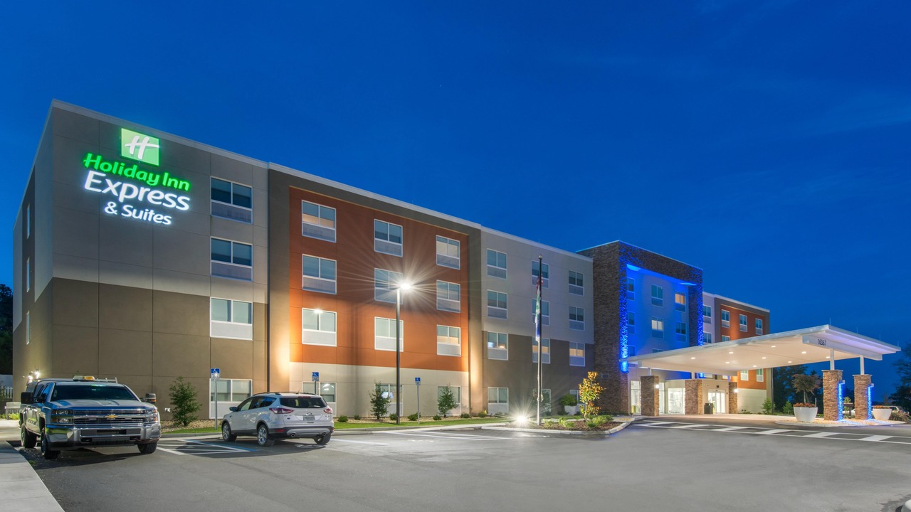 Photo of Buildings in Ruskin