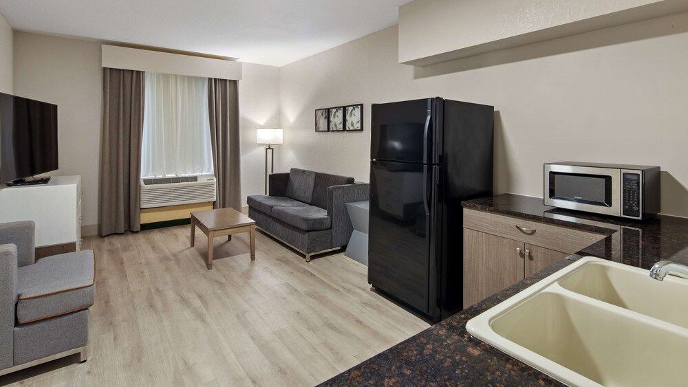 Photo of Livingroom in Walker's Island