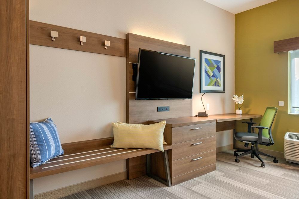 Photo of Livingroom in Ruskin
