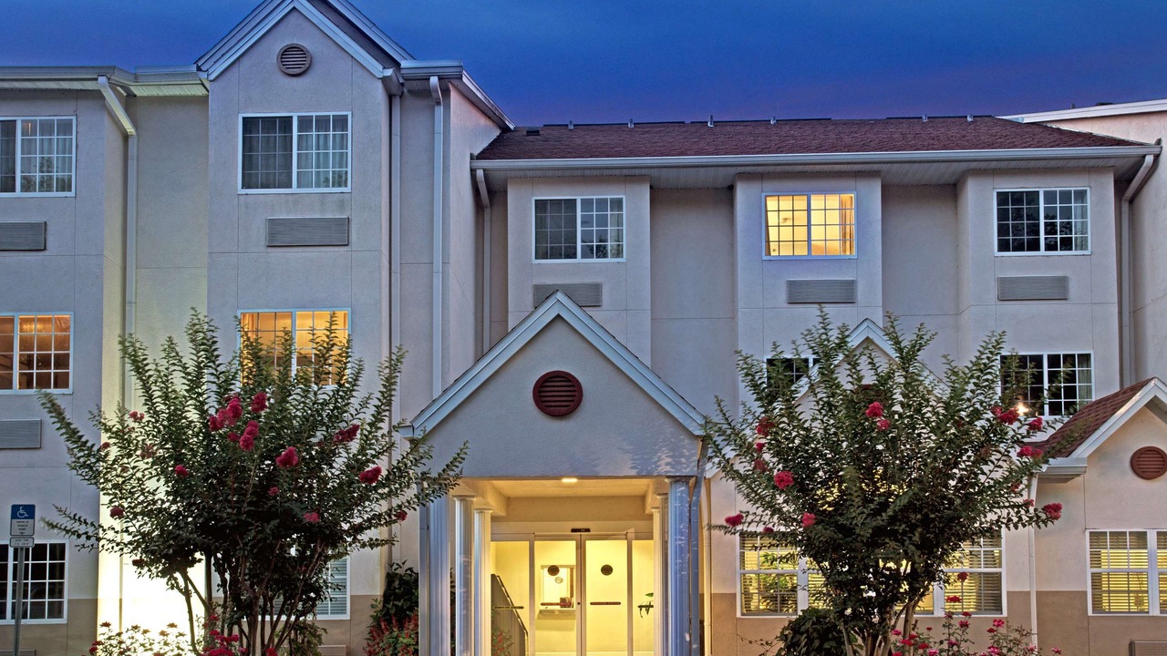 Photo of Buildings in Brooksville