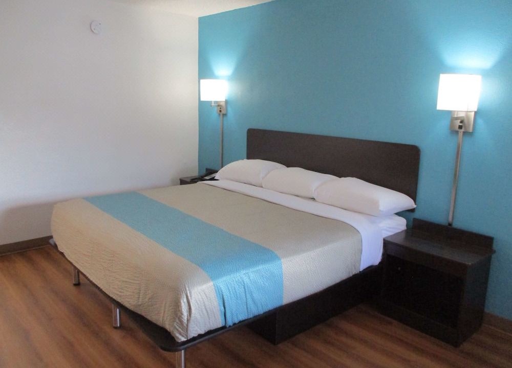 Photo of Bedroom in Graysville