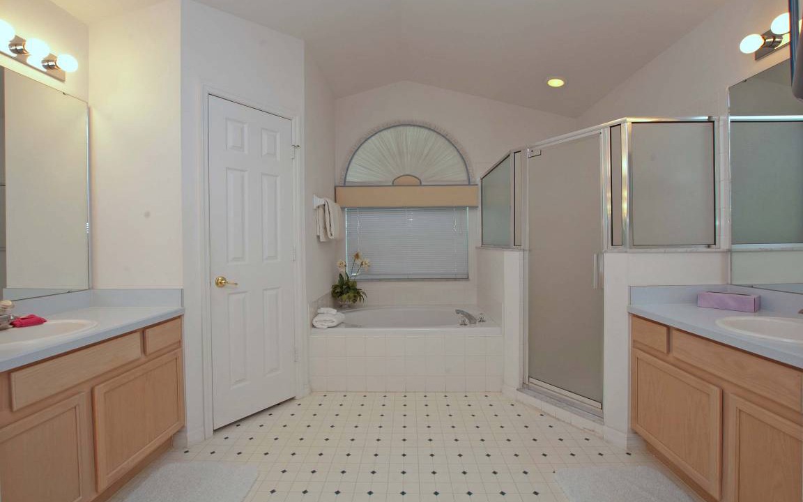 Photo of Bathroom in Greater Groves